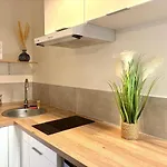 Dalikyda - La Bulle - Loveroom Apartment Le Havre
